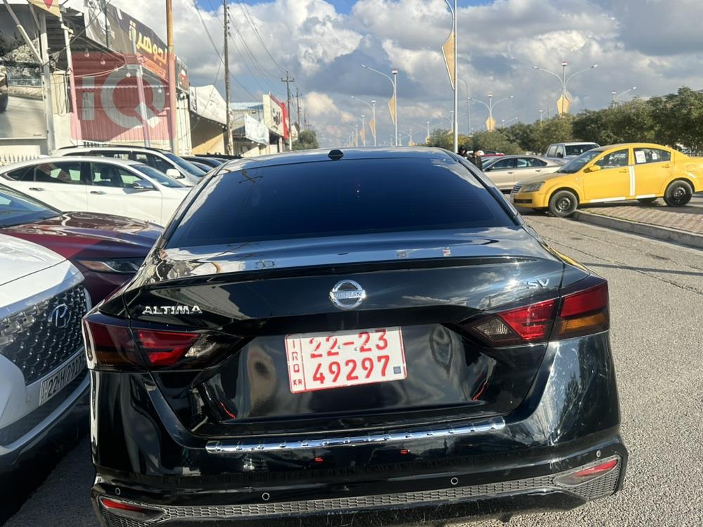 نیسان ئەلتیما